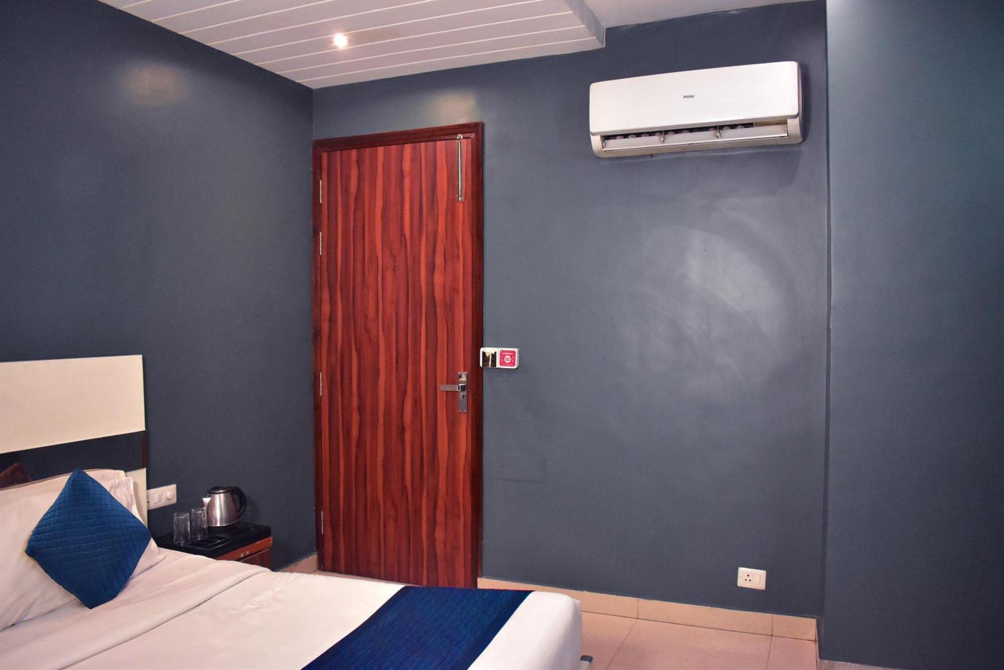 Qotel Hotel Church House Rohini Sector 15 Delhi Zewnętrze zdjęcie